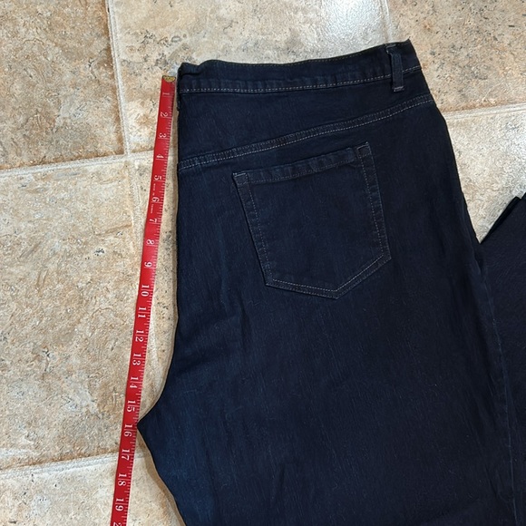 GLORIA VANDERBILT JEANS - Picture 7 of 9